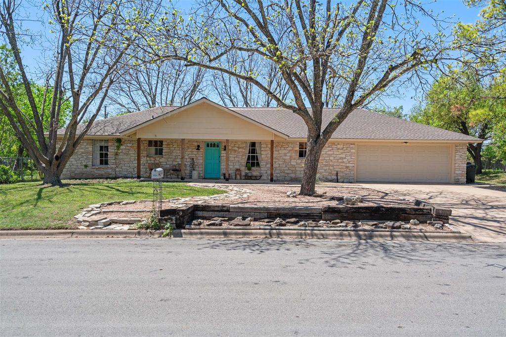 1604 Robb LN, Round Rock, TX 78664