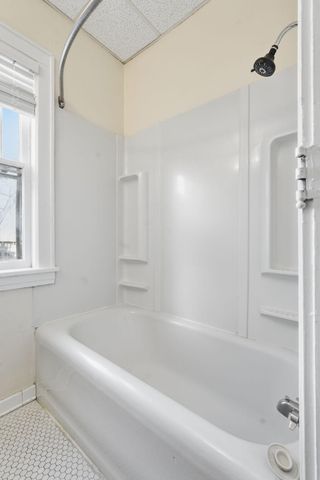 2545 Garfield Avenue 24, Minneapolis, MN 55405