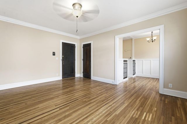 2545 Garfield Avenue 24, Minneapolis, MN 55405