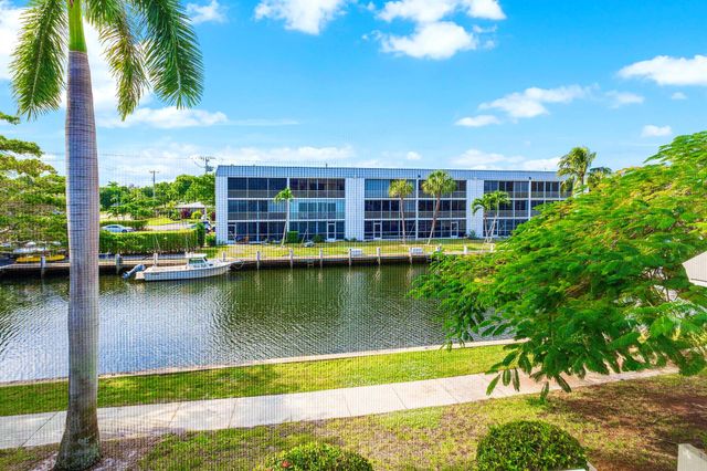 765 Jeffery Street 1-203, Boca Raton, FL 33487