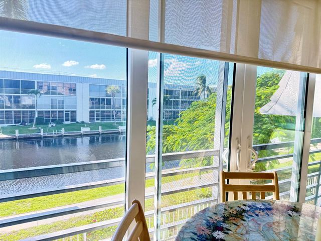 765 Jeffery Street 1-203, Boca Raton, FL 33487