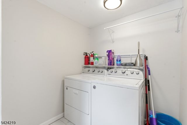 129 Willow Ave, Aberdeen Twp., NJ 07747