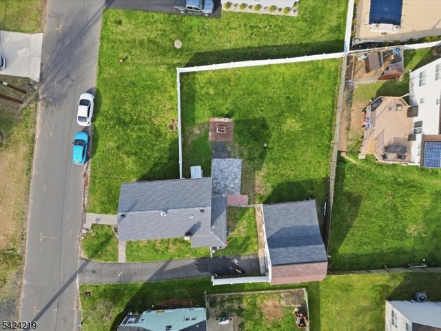 129 Willow Ave, Aberdeen Twp., NJ 07747