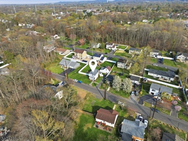 129 Willow Ave, Aberdeen Twp., NJ 07747