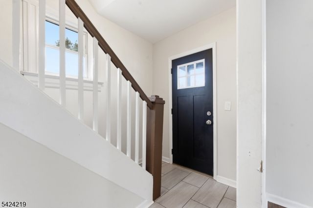 129 Willow Ave, Aberdeen Twp., NJ 07747