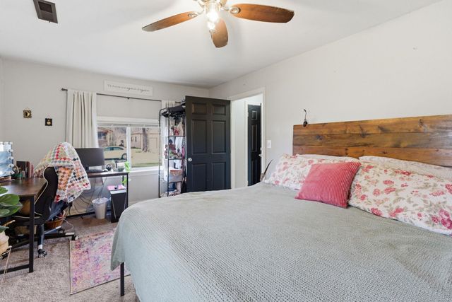 1205 W 34th St S, Wichita, KS 67217