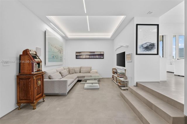 801 Brickell Key Boulevard PH3306, Miami, FL 33131