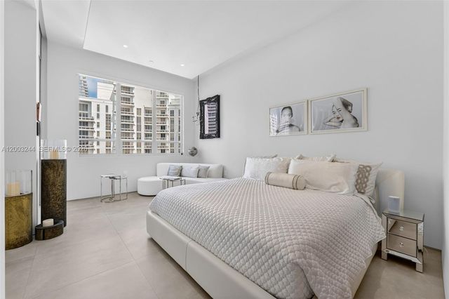 801 Brickell Key Boulevard PH3306, Miami, FL 33131