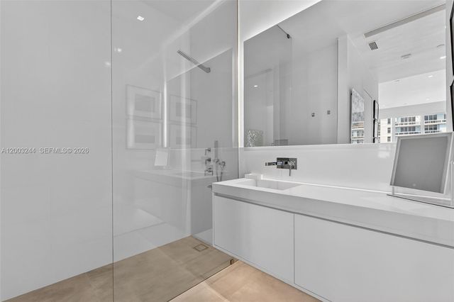 801 Brickell Key Boulevard PH3306, Miami, FL 33131