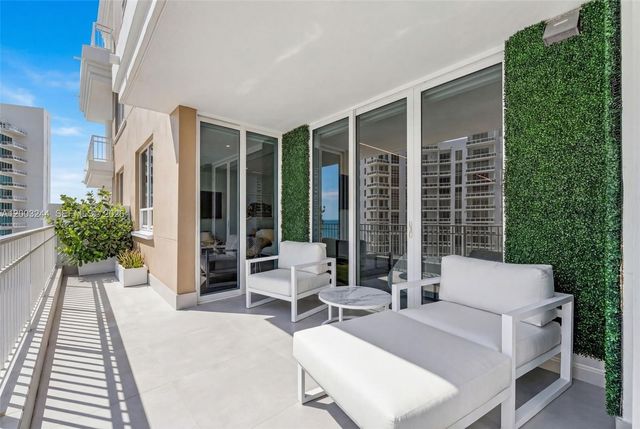 801 Brickell Key Boulevard PH3306, Miami, FL 33131
