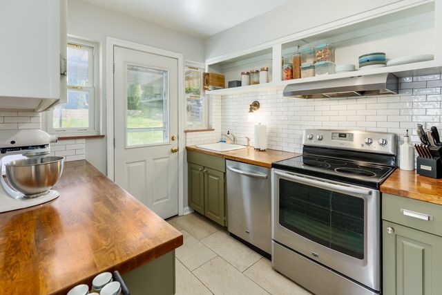100 Garden Way, Fort Thomas, KY 41075