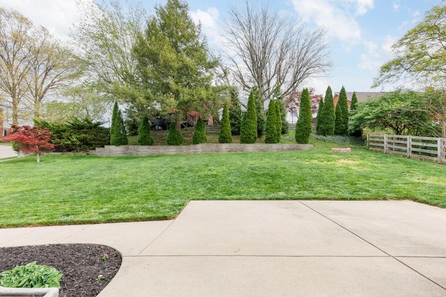 100 Garden Way, Fort Thomas, KY 41075