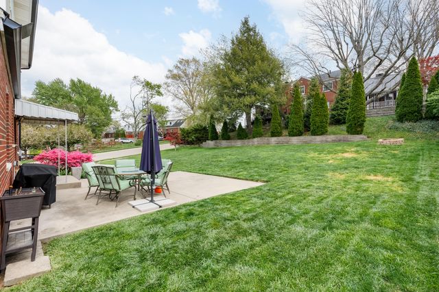 100 Garden Way, Fort Thomas, KY 41075