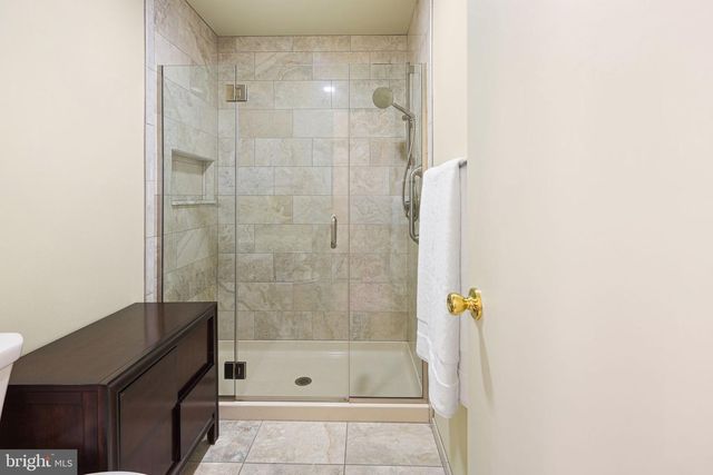 24-B W BLUEBELL LN, Mount Laurel, NJ 08054