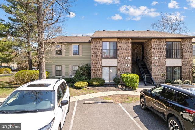 24-B W BLUEBELL LN, Mount Laurel, NJ 08054