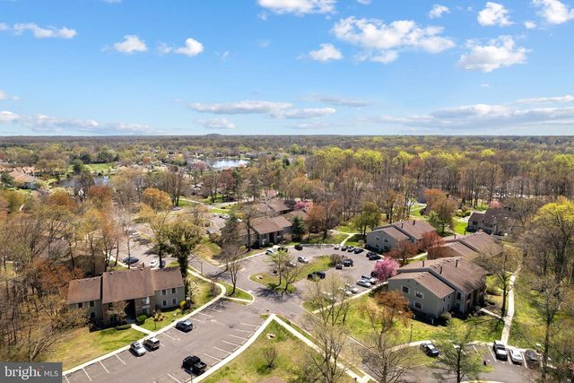 24-B W BLUEBELL LN, Mount Laurel, NJ 08054