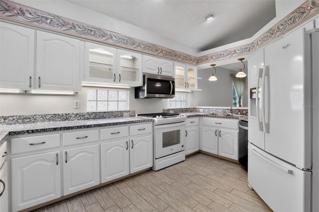 5500 LAVER STREET, Leesburg, FL 34748