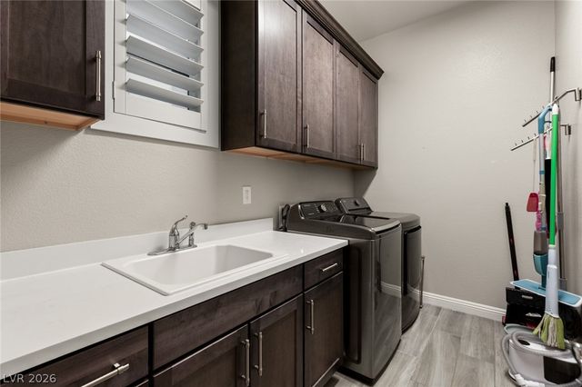 270 Besame Court, Las Vegas, NV 89138