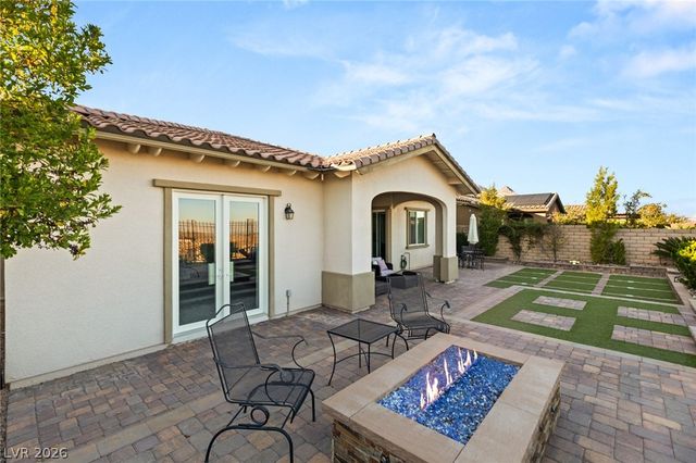 270 Besame Court, Las Vegas, NV 89138