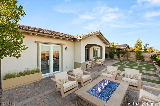 270 Besame Court, Las Vegas, NV 89138