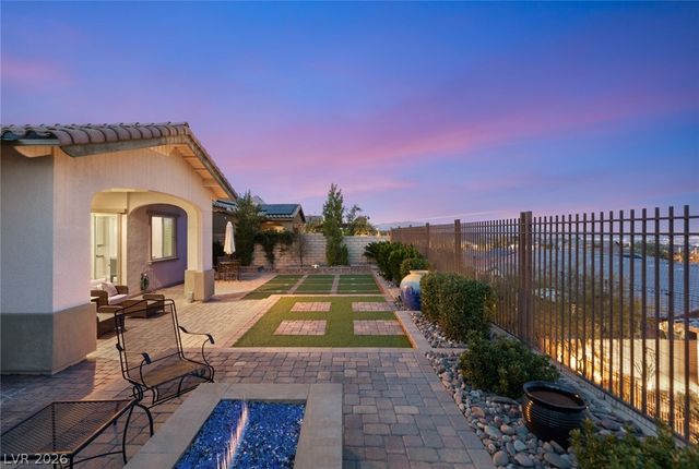 270 Besame Court, Las Vegas, NV 89138