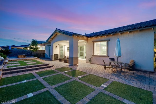 270 Besame Court, Las Vegas, NV 89138