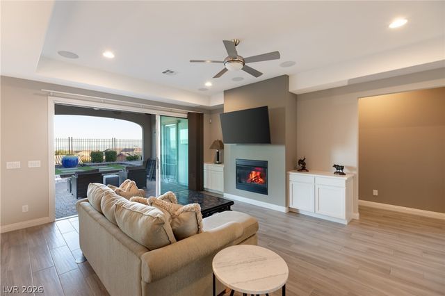 270 Besame Court, Las Vegas, NV 89138