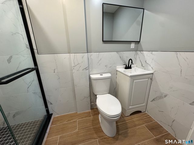 299 Linnmoore Street, Hartford, CT 06106