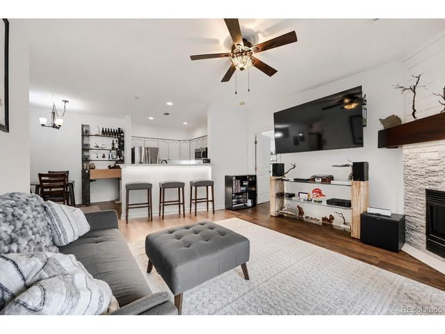 8358 S Independence Cir 105, Littleton, CO 80128