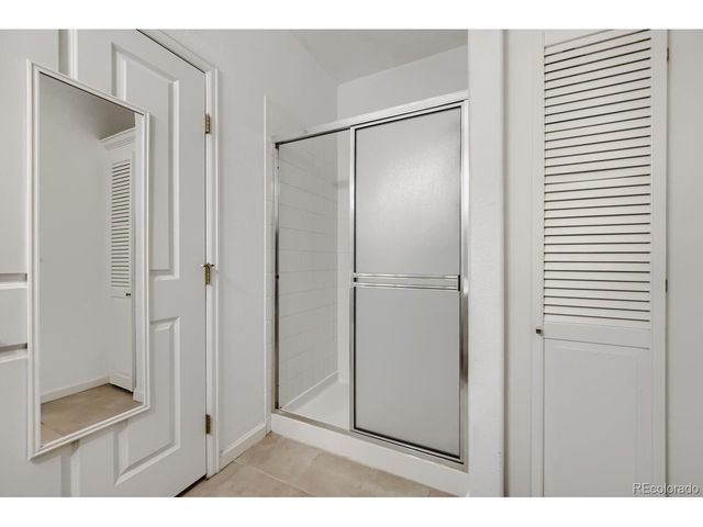 8358 S Independence Cir 105, Littleton, CO 80128