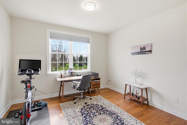 305 GREENBANK LN, Newtown Square, PA 19073