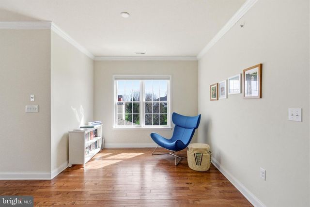 305 GREENBANK LN, Newtown Square, PA 19073