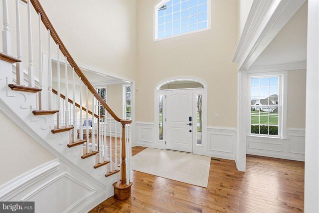 305 GREENBANK LN, Newtown Square, PA 19073