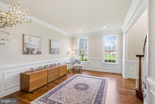 305 GREENBANK LN, Newtown Square, PA 19073