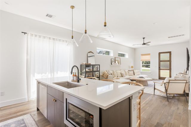 3410 Dalton ST 1, Austin, TX 78745