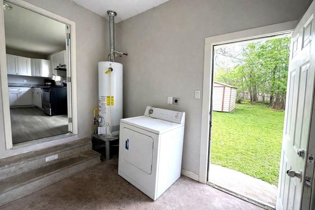 10341 Caxton Street, Houston, TX 77016