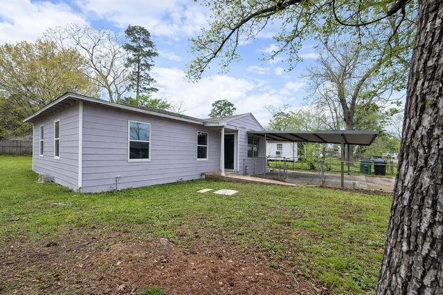 10341 Caxton Street, Houston, TX 77016