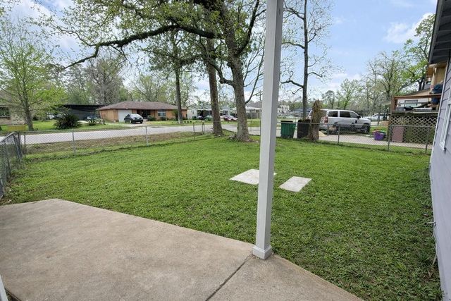 10341 Caxton Street, Houston, TX 77016