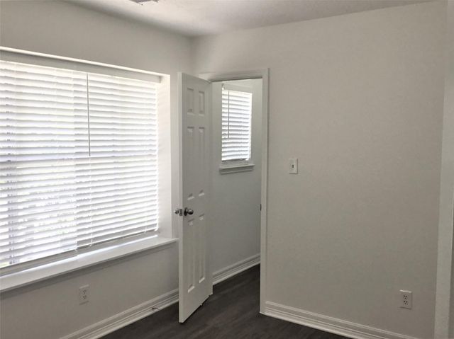 9151 Autumn Harvest Drive, Houston, TX 77064
