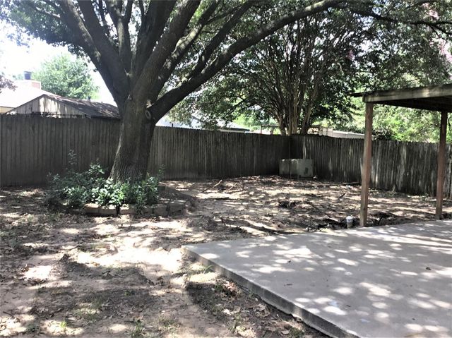 9151 Autumn Harvest Drive, Houston, TX 77064