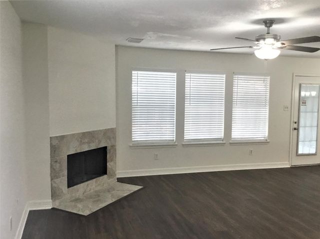 9151 Autumn Harvest Drive, Houston, TX 77064