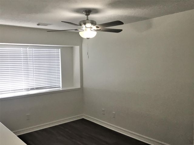 9151 Autumn Harvest Drive, Houston, TX 77064