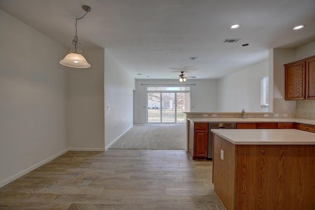 207 Monarch TRL, Georgetown, TX 78633