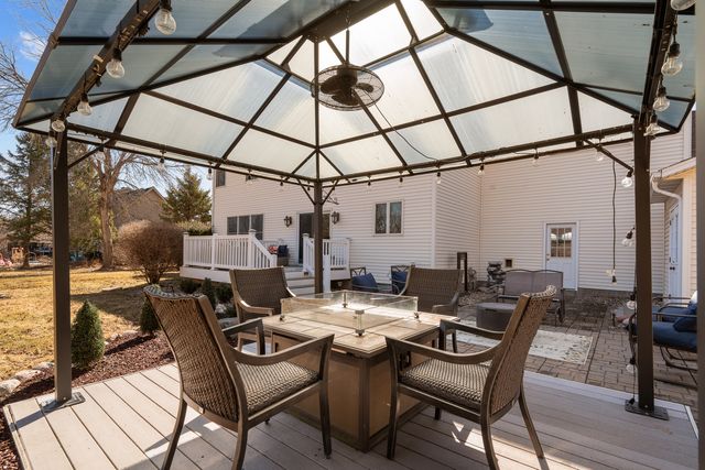 12381 71st Avenue, Blue Grass, IA 52726