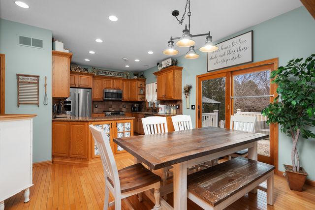 12381 71st Avenue, Blue Grass, IA 52726