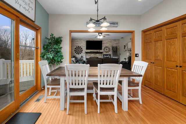 12381 71st Avenue, Blue Grass, IA 52726