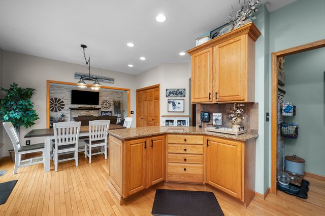 12381 71st Avenue, Blue Grass, IA 52726