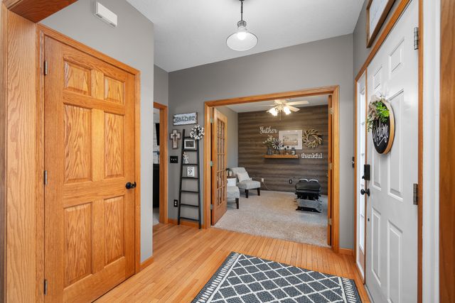 12381 71st Avenue, Blue Grass, IA 52726