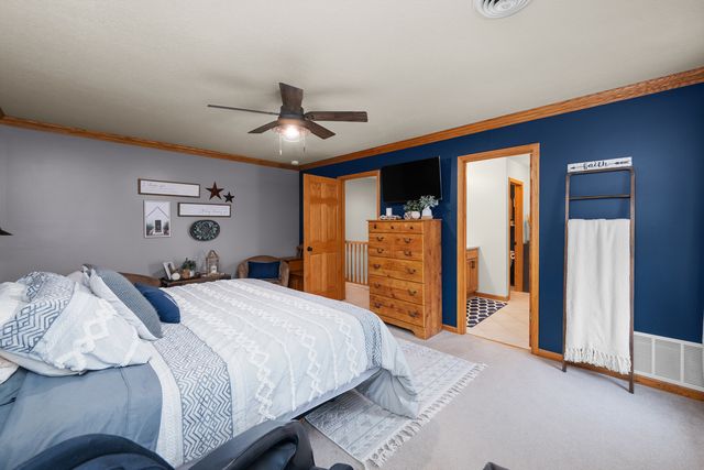 12381 71st Avenue, Blue Grass, IA 52726