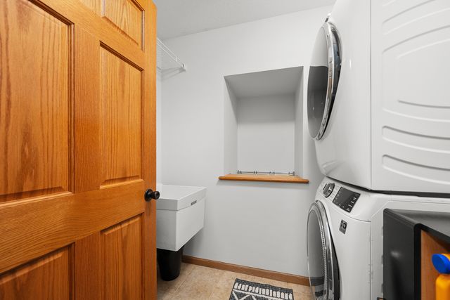 12381 71st Avenue, Blue Grass, IA 52726